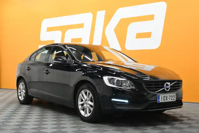 Musta Sedan, Volvo S60 – IOX-722