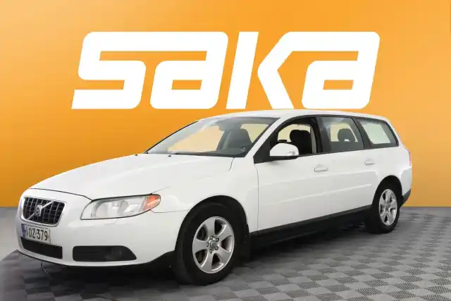 Valkoinen Farmari, Volvo V70 – IOZ-379