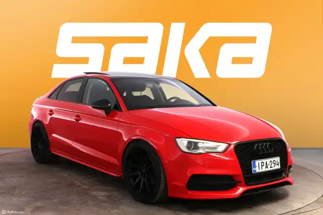 Punainen Sedan, Audi A3 – IPA-294
