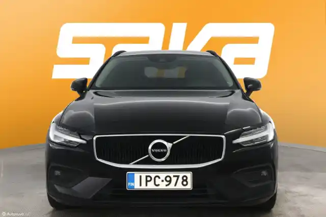 Musta Farmari, Volvo V60 – IPC-978