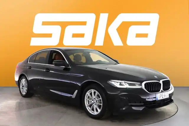 Musta Sedan, BMW 530 – IPE-917