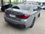 Harmaa Sedan, BMW 530 – IPE-919, kuva 4