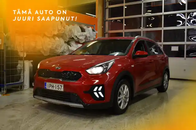 Punainen Farmari, Kia Niro – IPH-157