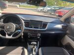 Punainen Maastoauto, Kia Stonic – IPH-205, kuva 5