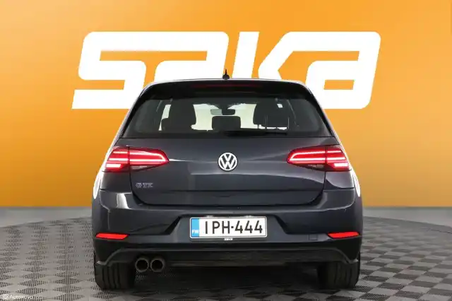 Harmaa Viistoperä, Volkswagen Golf – IPH-444