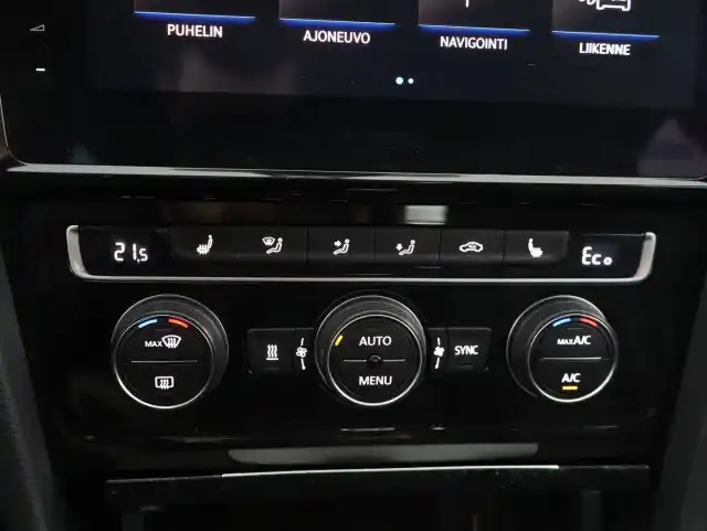 Harmaa Viistoperä, Volkswagen Golf – IPH-444