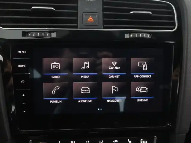 Harmaa Viistoperä, Volkswagen Golf – IPH-444