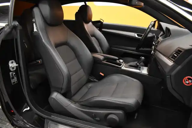Musta Coupe, Mercedes-Benz E – IPH-516