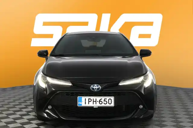 Musta Viistoperä, Toyota Corolla – IPH-650