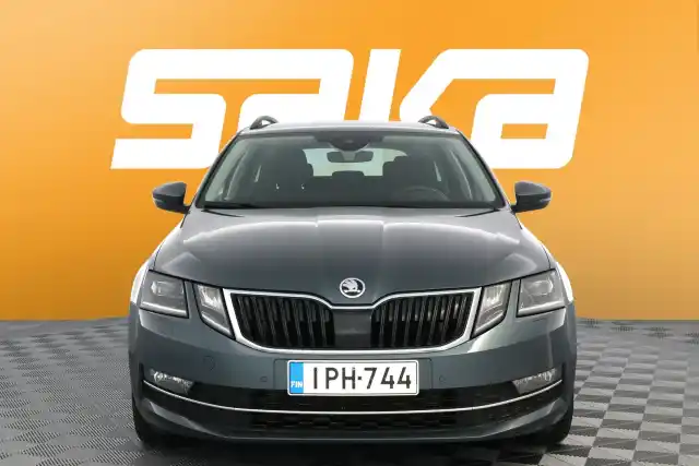 Harmaa Farmari, Skoda Octavia – IPH-744