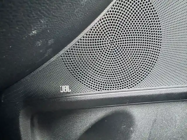 Valkoinen Farmari, Kia ProCeed – IPH-849