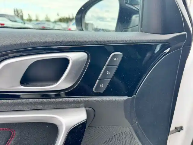 Valkoinen Farmari, Kia ProCeed – IPH-849