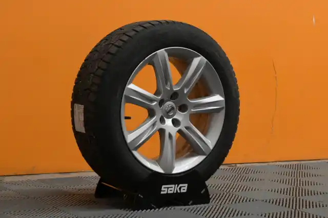 Musta Farmari, Volvo V90 – IPK-126