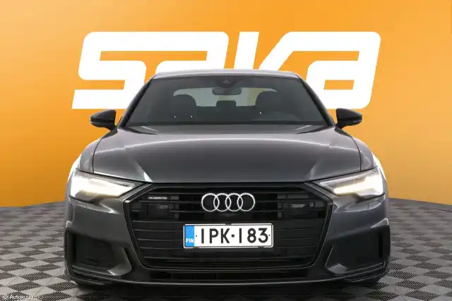 Harmaa Sedan, Audi A6 – IPK-183