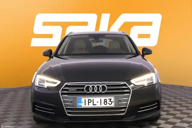 Harmaa Farmari, Audi A4 – IPL-183