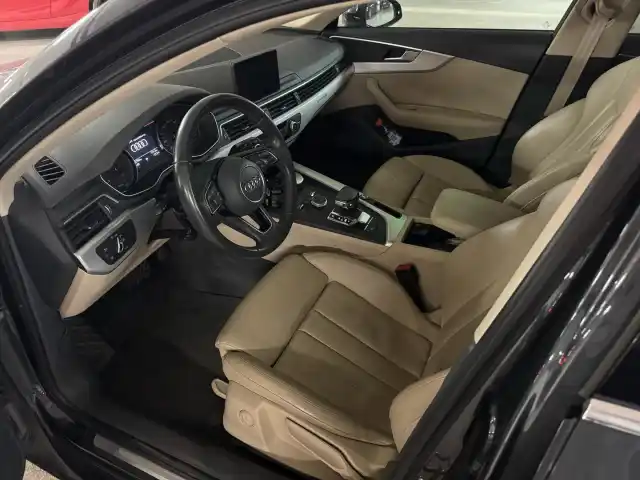 Harmaa Farmari, Audi A4 – IPL-183