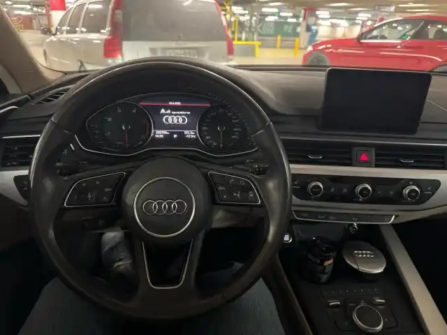 Harmaa Farmari, Audi A4 – IPL-183