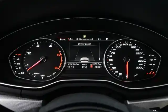 Harmaa Farmari, Audi A4 – IPL-183