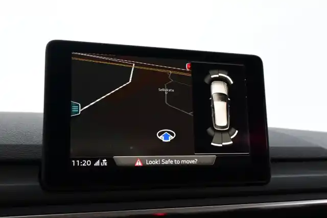 Harmaa Farmari, Audi A4 – IPL-183