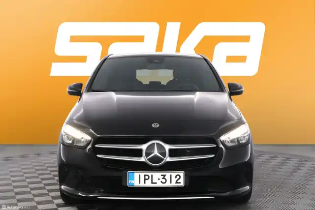 Musta Tila-auto, Mercedes-Benz B – IPL-312