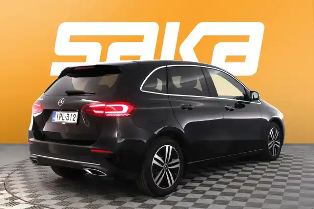 Musta Tila-auto, Mercedes-Benz B – IPL-312