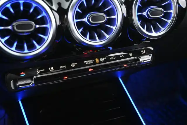 Musta Tila-auto, Mercedes-Benz B – IPL-312