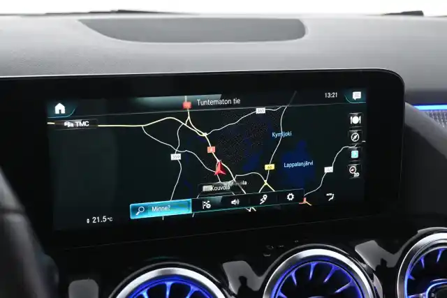 Musta Tila-auto, Mercedes-Benz B – IPL-312