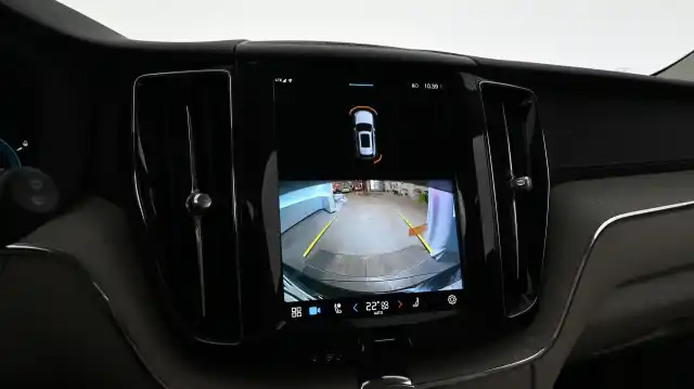 Musta Maastoauto, Volvo XC60 – IPL-903