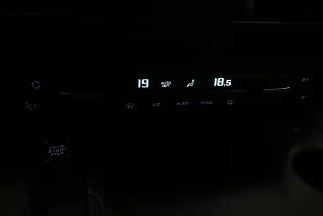 Harmaa Pakettiauto, Toyota Proace CITY – IPO-199