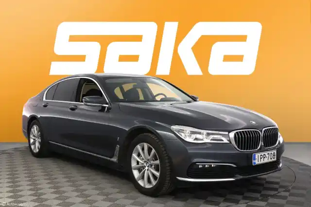 Harmaa Sedan, BMW 740 – IPP-708