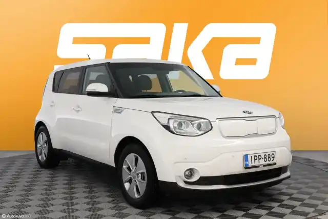 Valkoinen Viistoperä, Kia E-SOUL – IPP-889