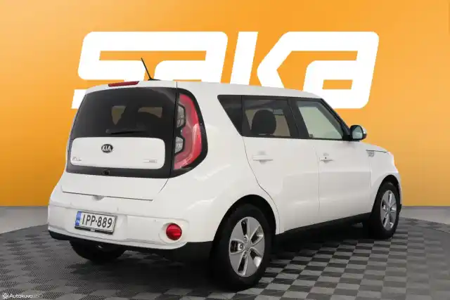 Valkoinen Viistoperä, Kia E-SOUL – IPP-889