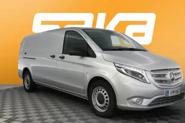 Harmaa Pakettiauto, Mercedes-Benz Vito – IPP-987