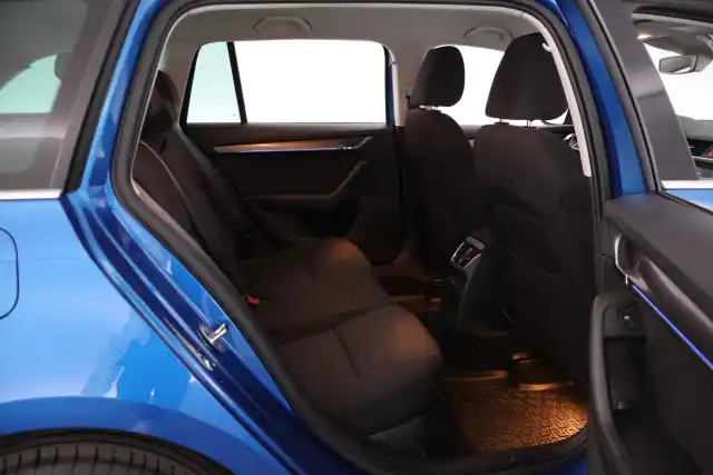 Sininen Farmari, Skoda Octavia – IPR-464