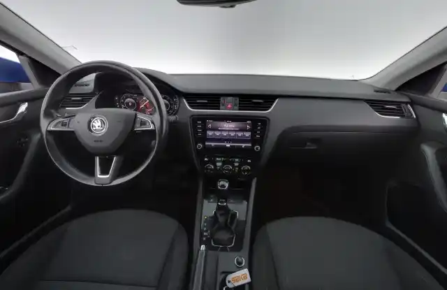 Sininen Farmari, Skoda Octavia – IPR-464
