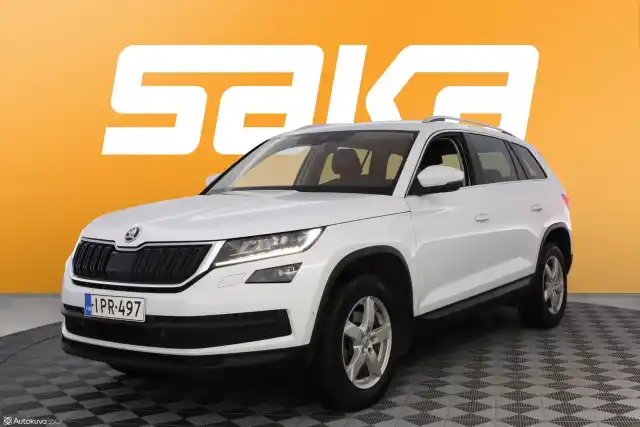 Valkoinen Maastoauto, Skoda Kodiaq – IPR-497