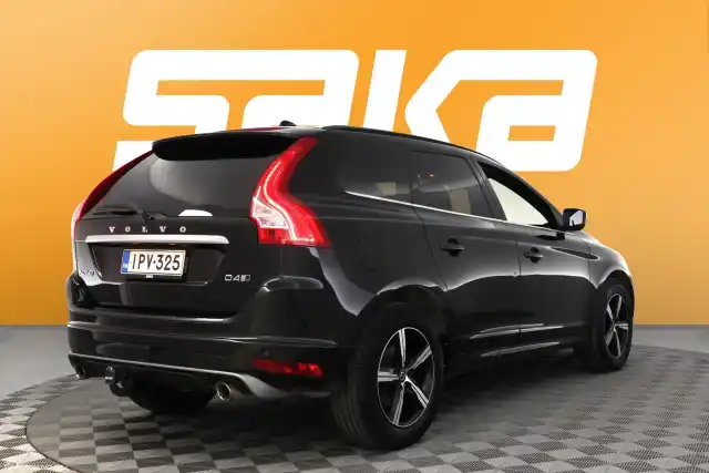 Musta Maastoauto, Volvo XC60 – IPV-325