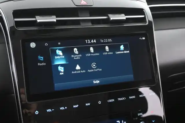 Punainen Maastoauto, Hyundai Tucson – IPV-740