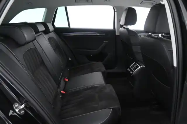 Ruskea Farmari, Skoda Superb – IPV-840