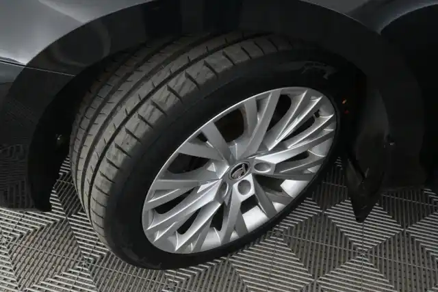 Ruskea Farmari, Skoda Superb – IPV-840