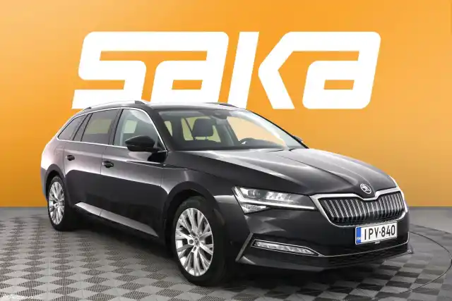 Ruskea Farmari, Skoda Superb – IPV-840