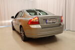 Vihreä Sedan, Volvo S80 – IPY-624, kuva 6