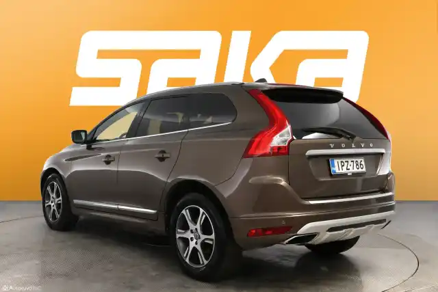 Ruskea Maastoauto, Volvo XC60 – IPZ-786