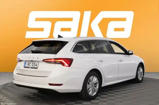Valkoinen Farmari, Skoda Octavia – IRC-334