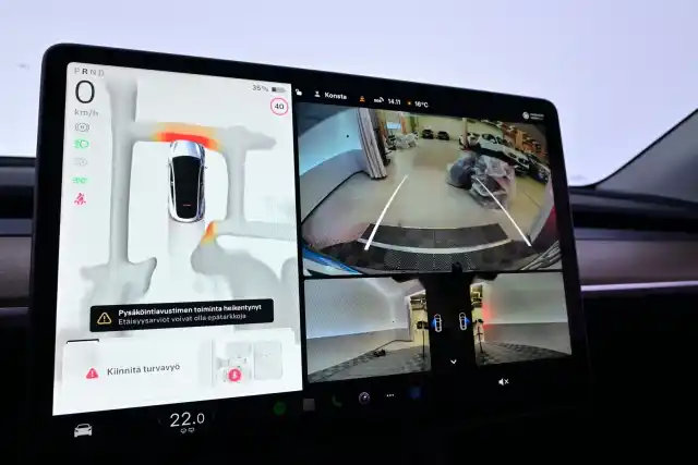 Harmaa Maastoauto, Tesla Model Y – IRC-837