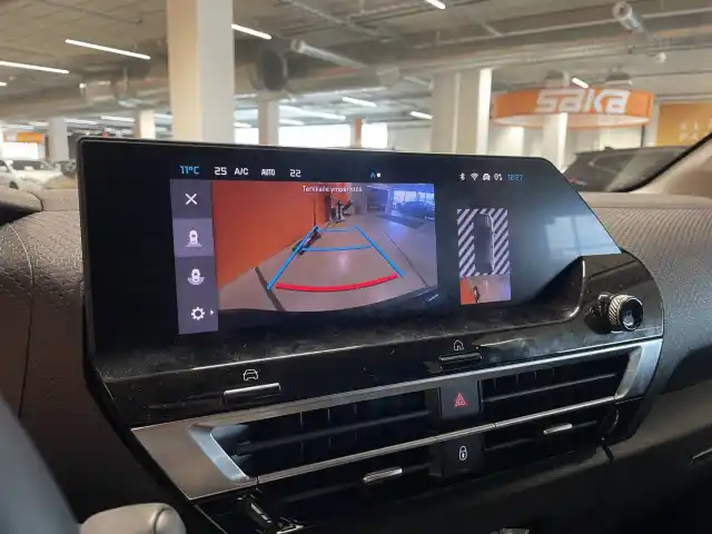 Musta Viistoperä, Citroen C4 – IRH-135