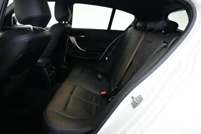 Valkoinen Viistoperä, BMW 118 – IRJ-120