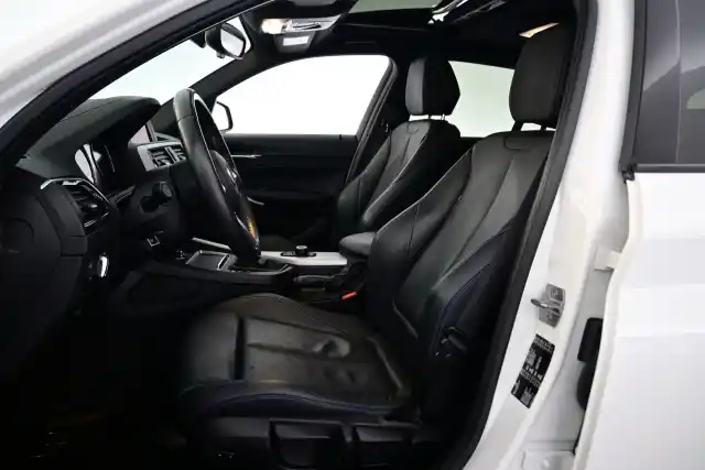 Valkoinen Viistoperä, BMW 118 – IRJ-120
