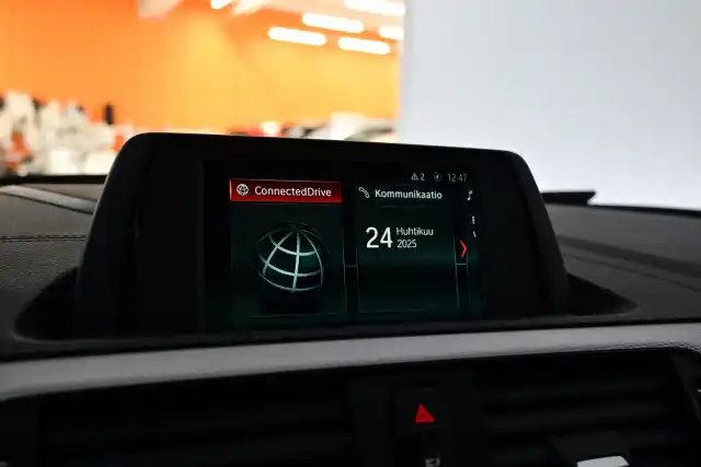 Valkoinen Viistoperä, BMW 118 – IRJ-120