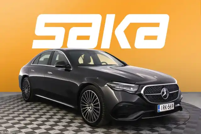 Harmaa Sedan, Mercedes-Benz E – IRK-569